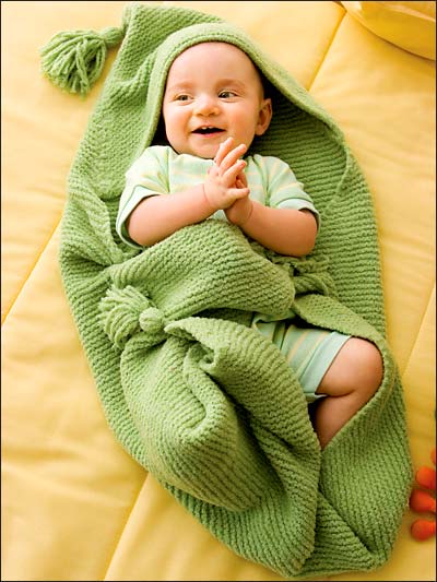Hooded Baby Blanket on Knitting Afghan Throw Patterns Baby Blanket Patterns Huggable Hooded