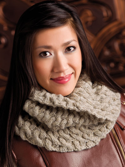 Easy Cabled Cowl
