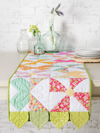 EXCLUSIVELY ANNIE'S QUILT DESIGNS: Butterflies & Blooms Table Runner