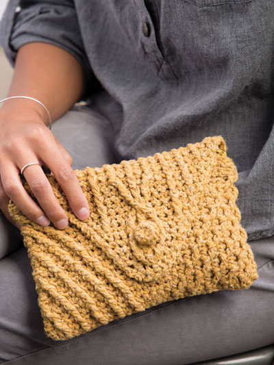 Cabled Clutch Crochet Pattern