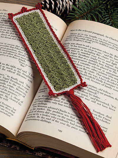 Holly & Ivy Bookmark Pattern