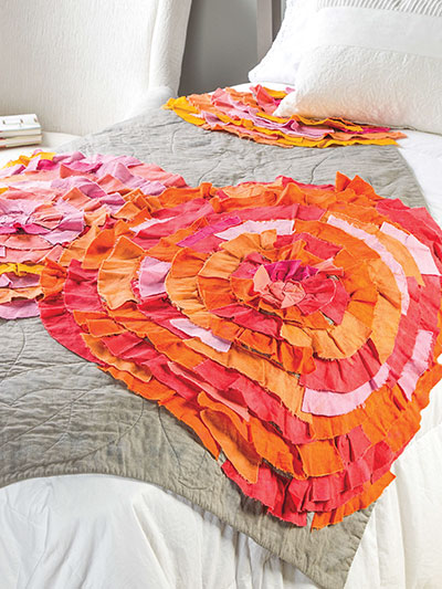 Ragged Mums Bed Quilt