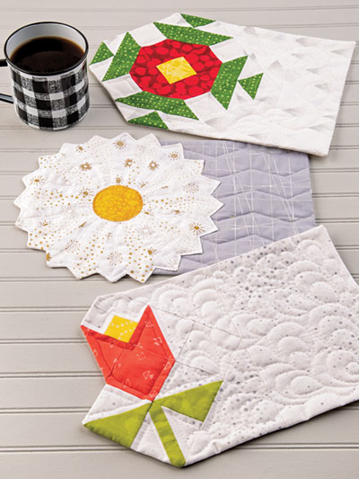 EXCLUSIVELY ANNIE'S QUILT DESIGNS: Floral Mug Rugs Quilt Pattern