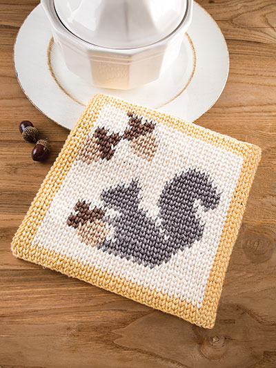Happy Squirrel Hot Pad Crochet Pattern