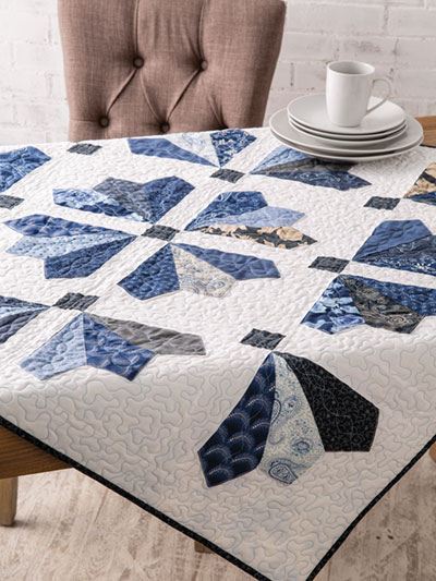 Winter Icicles Table Topper Quilt Pattern