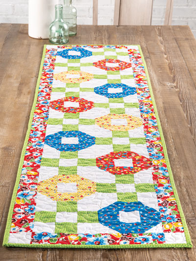 EXCLUSIVELY ANNIE'S QUILT DESIGNS: Sweet Blooms Table Runner Pattern