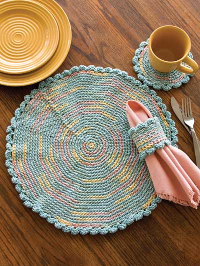 In the Round Place Mat Set